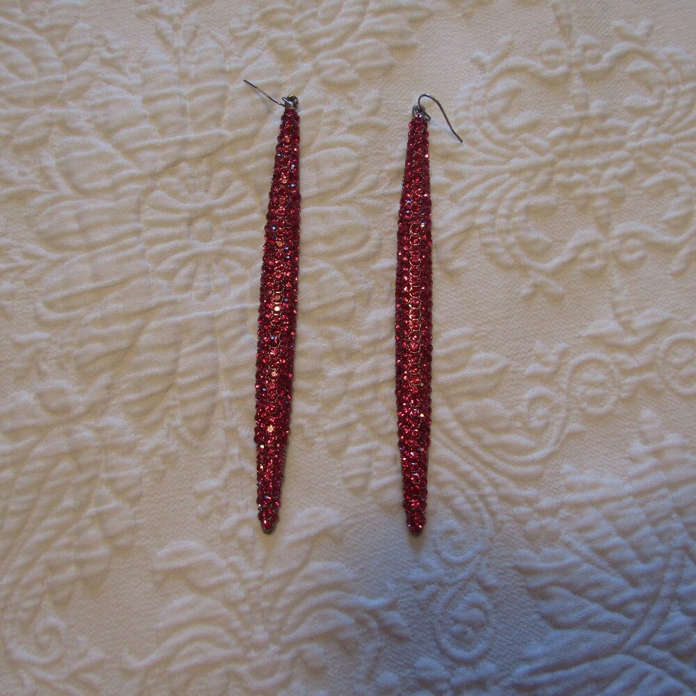 Very Long Deep Pink Rhinestone Crystal Dangle Drop Earrings--Pierced--NWOT's
